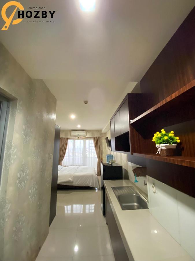 Sunggal Hozby Skyview Setiabudi Suites מראה חיצוני תמונה